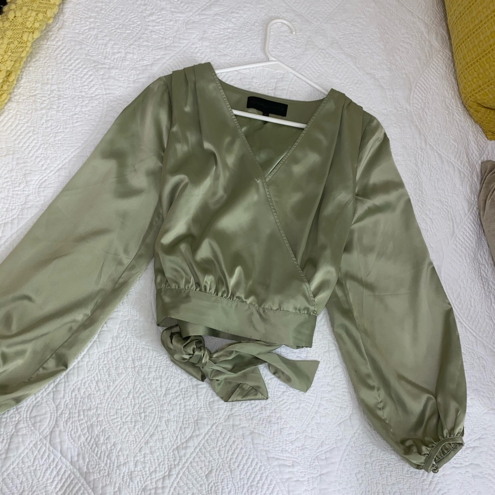 Kendall + Kylie silk top - Picture 4 of 4